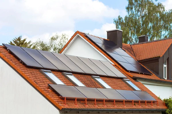10.5kW solar system on a modern home